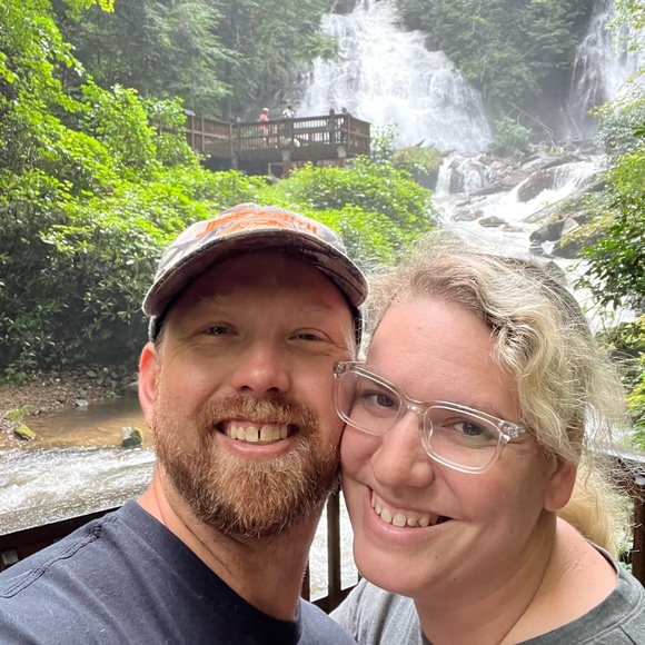 Meet your Posher, Rica - Picture 5 of 6